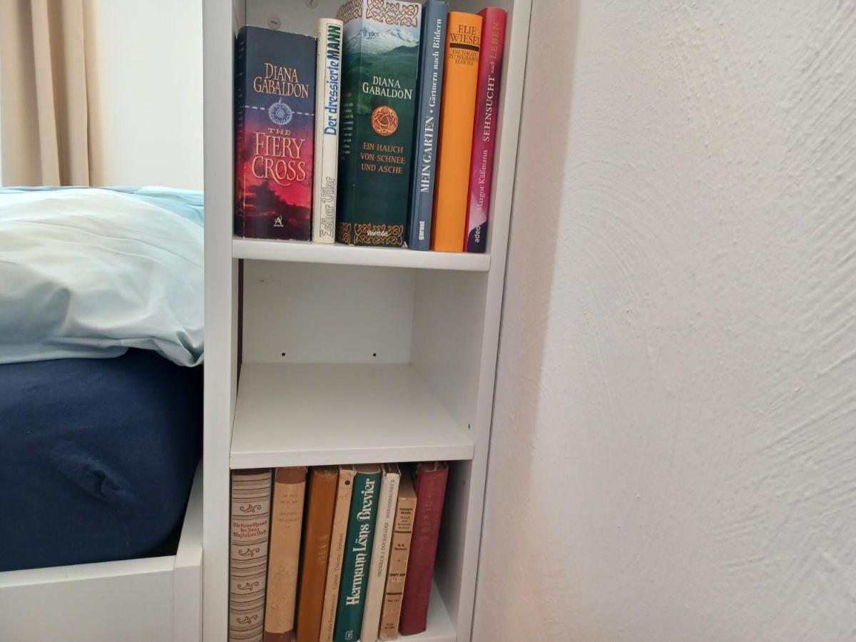 Ehemalige Bibliothek Apartment Fuer 2 Mit Kueche Kamin Netflix Parken Und Hofladen Steinhofel Exterior foto